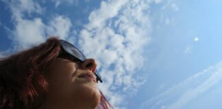 Viajar Sozinha: 12 razões para experimentar e se apaixonar Por que viajar sozinha? 12 razões para você experimentar e se apaixonar | Viajante Solo