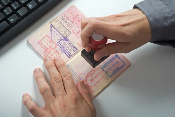 Como se comportar na Imigração