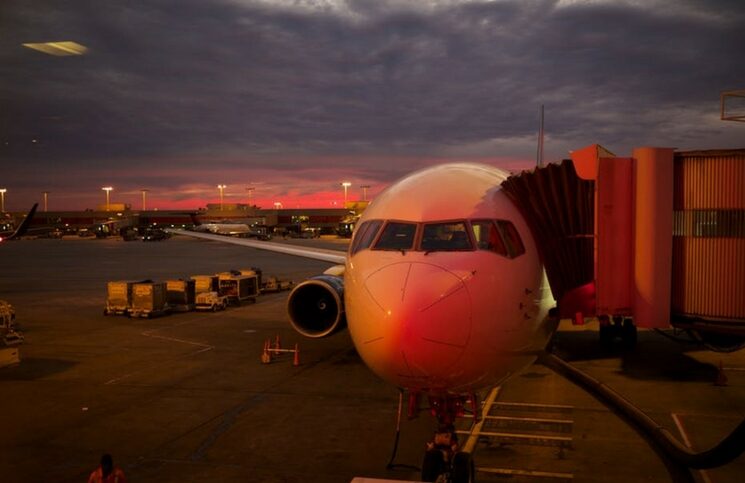 Como ir do aeroporto de Orlando para a cidade