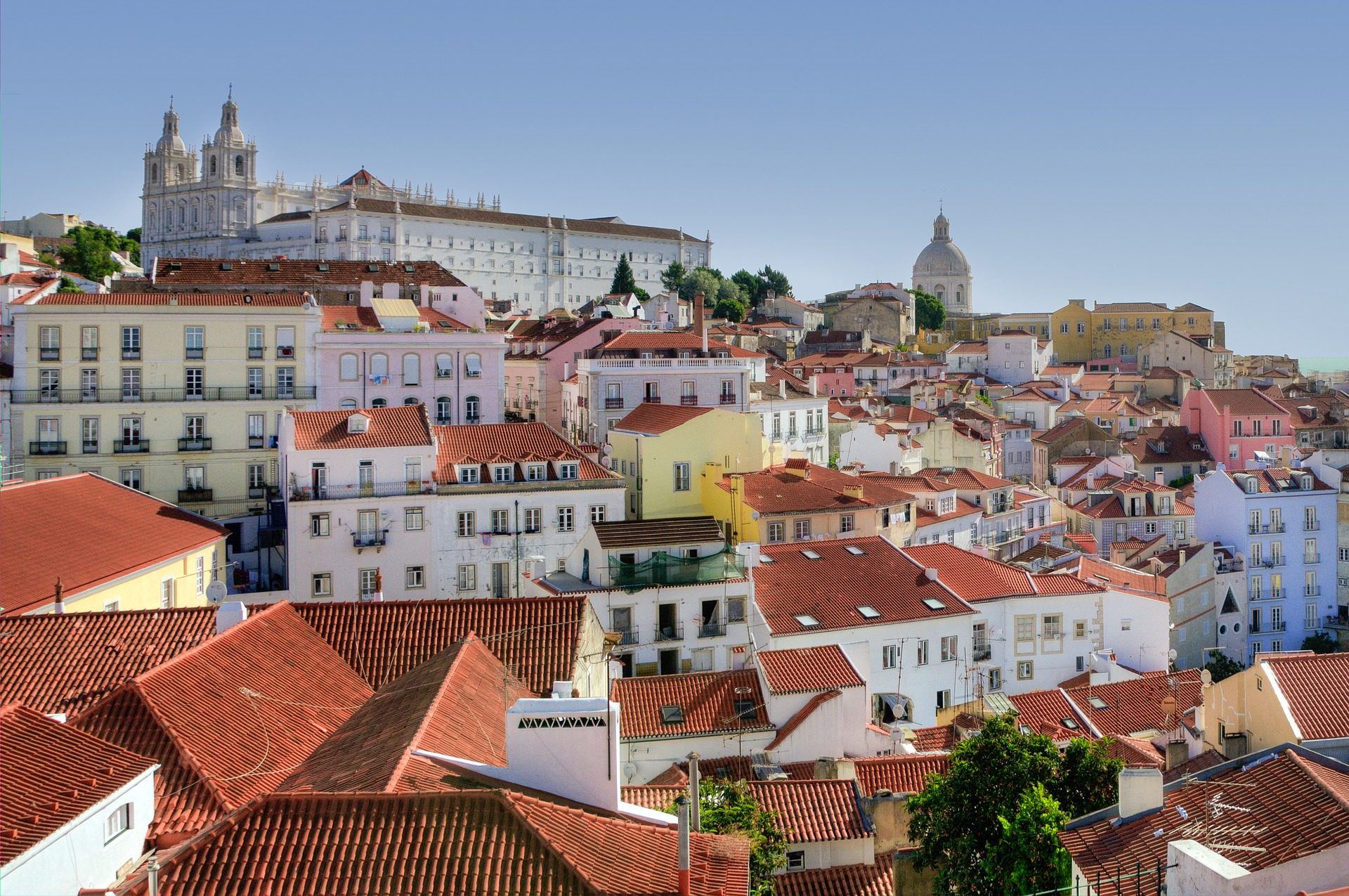 destinos para a sua primeira viagem internacional sozinha Lisboa