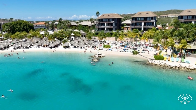 Praias de Curaçao: Mambo Beach ©️viajantesolo