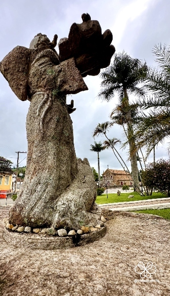  Coronel Xavier Chaves, Minas