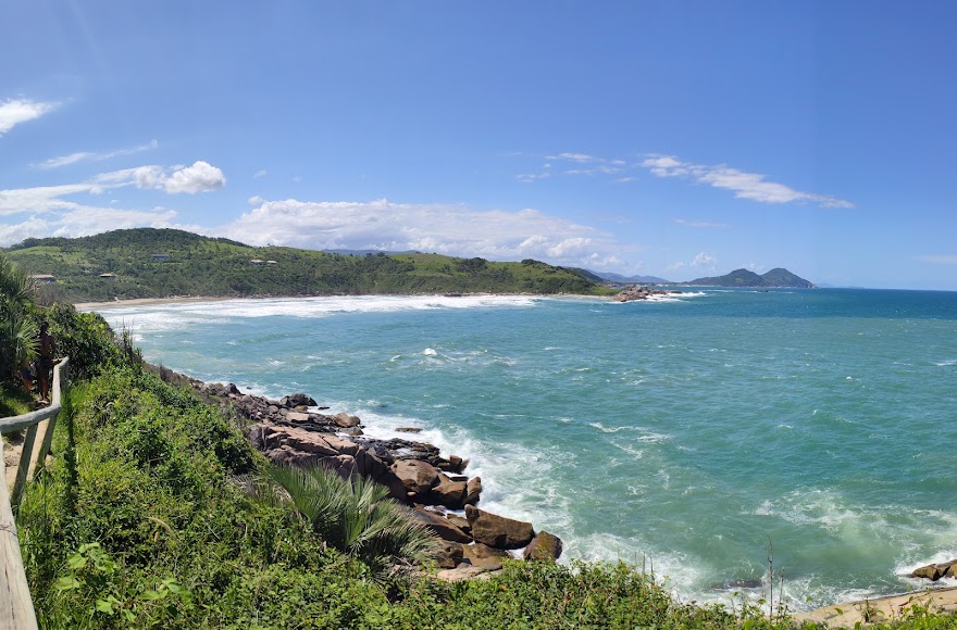 Praia vermelha, Praias de Garopaba